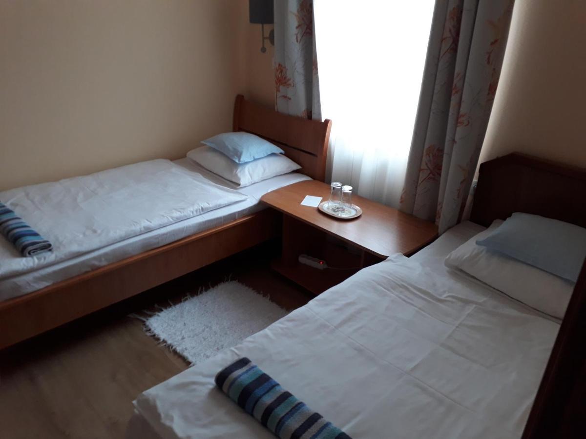 Szilvia Panzio Gyomaendrod Bed and Breakfast Eksteriør billede