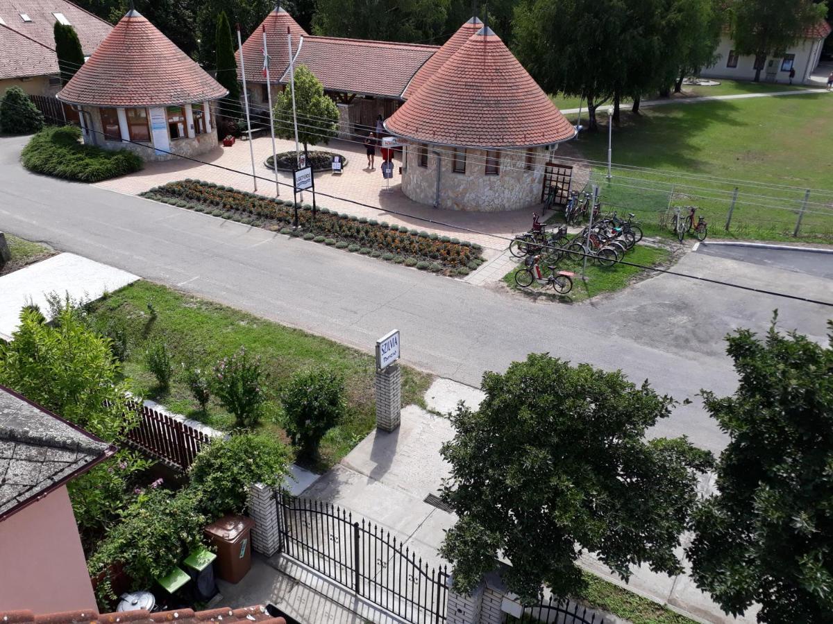 Szilvia Panzio Gyomaendrod Bed and Breakfast Eksteriør billede