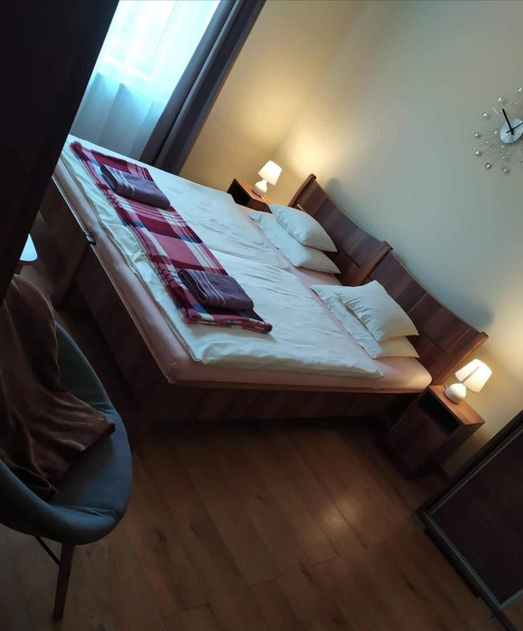 Szilvia Panzio Gyomaendrod Bed and Breakfast Eksteriør billede