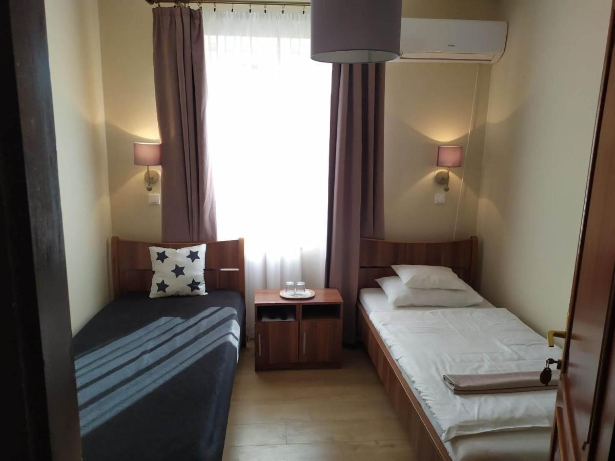 Szilvia Panzio Gyomaendrod Bed and Breakfast Eksteriør billede