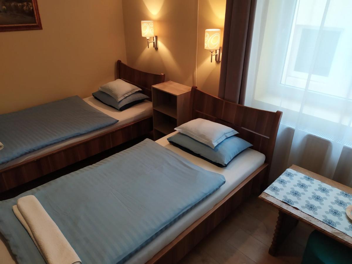 Szilvia Panzio Gyomaendrod Bed and Breakfast Eksteriør billede