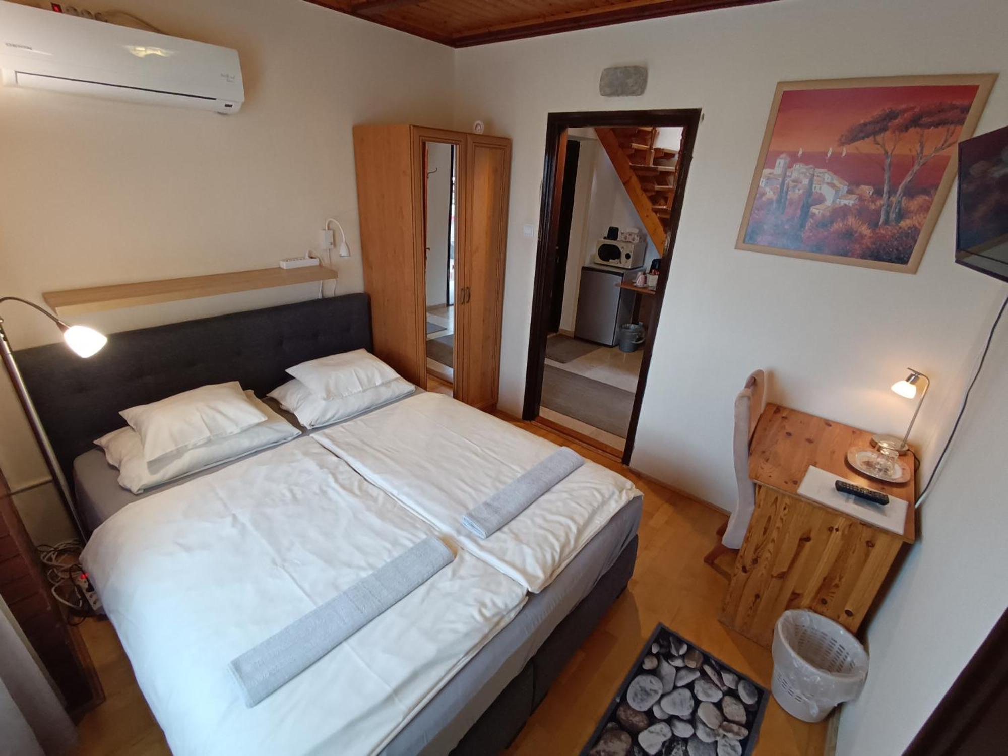 Szilvia Panzio Gyomaendrod Bed and Breakfast Eksteriør billede